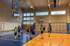 zawodniczki na boisku