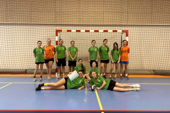 zawodniczki na boisku